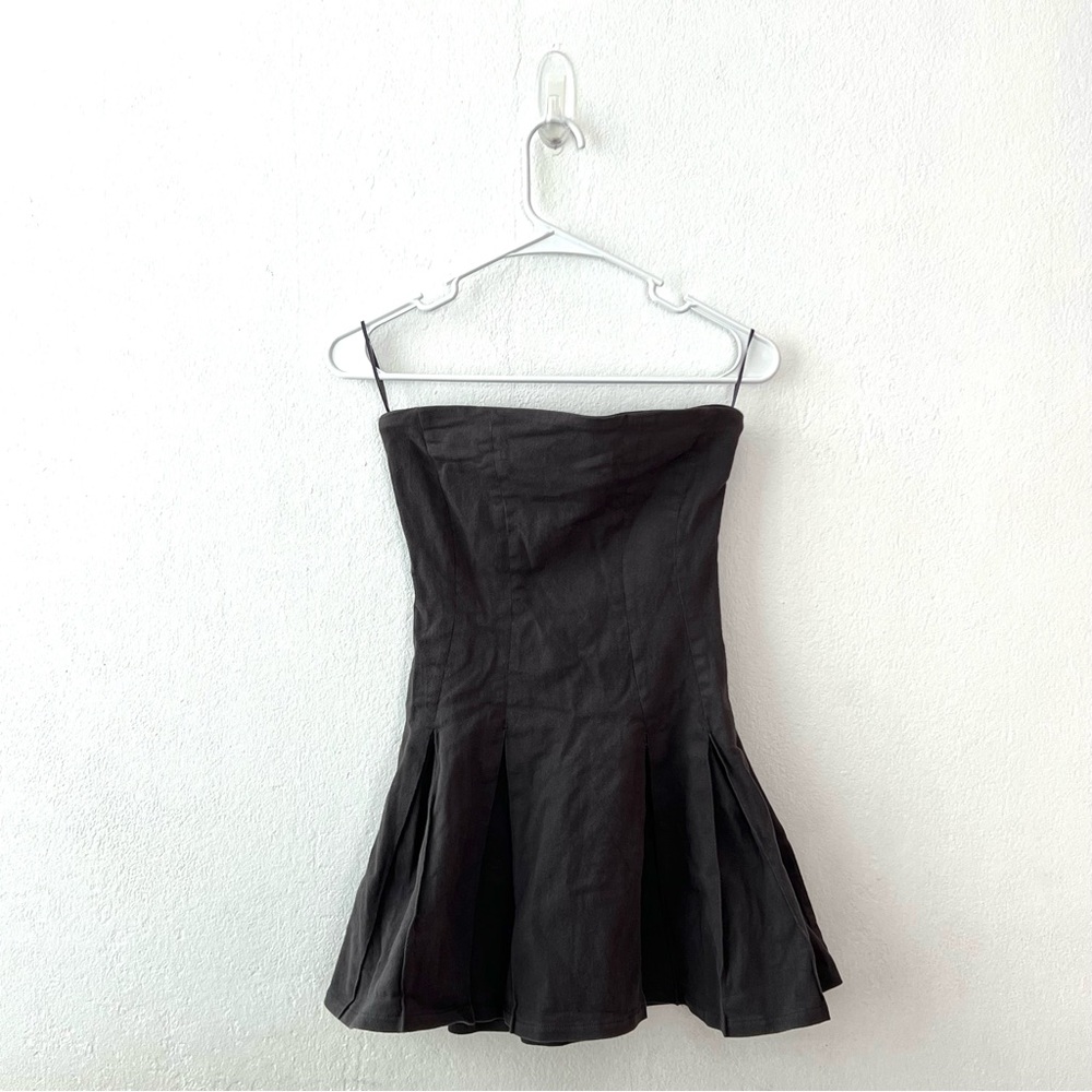 Klesis Pleated Strapless Mini Dress in Dark Gray